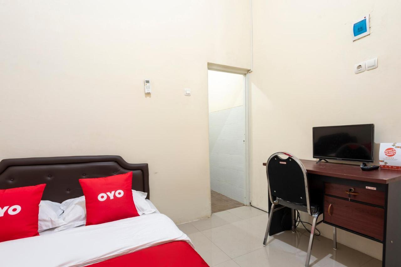 Oyo 3706 Griya Tentrem Syariah Lamongan ภายนอก รูปภาพ